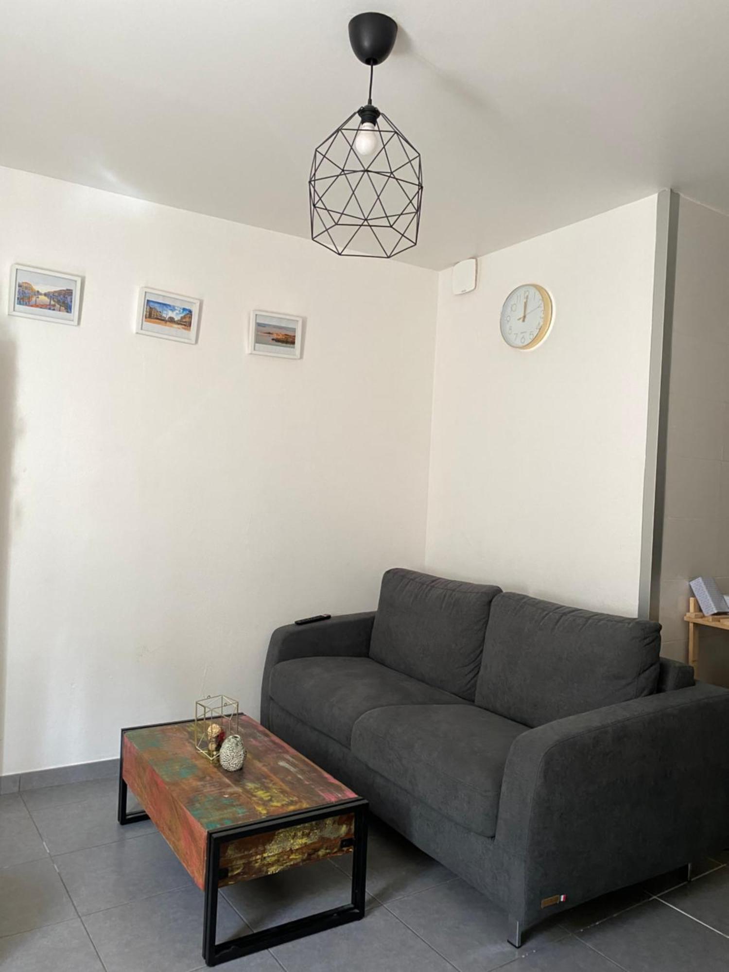 Une Heureuse Coincidence Apartment Montpellier Exterior photo